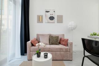 Nowoczesne Apartamenty Typu Studio z Parkingiem by Noclegi Renters - 0