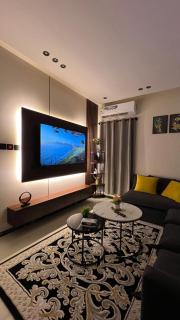 Luxury Modern Apartment - 8