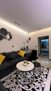 Luxury Modern Apartment - 6