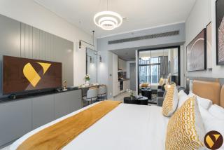 Vogue Vacation Homes, Downtown Mag 318 near Burj Khalifa and Dubai Mall, Studio Apartment with Balcony and City View, Access to all Amenities - 7