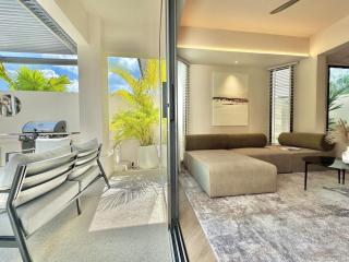 Central Luxury 3 Bed Pool Villa - 2