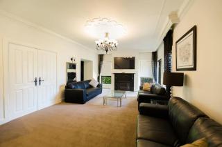 Chateau Yaldara House - 6