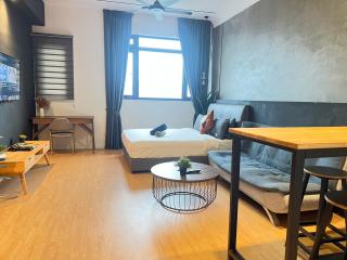 Chambers Residence by Gloria Homes - 4