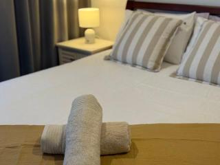 Riverfront Serenity Suite - 4