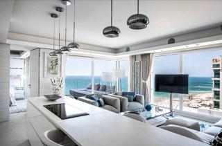 Royal Beach Hotel - Floor 14 - 0