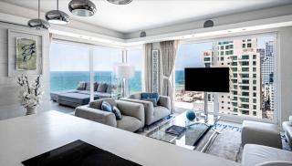 Royal Beach Hotel - Floor 14 - 7