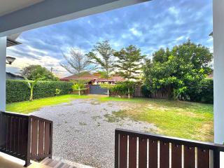 Tepak Nusuk Private Pool Homestay 5 Bedrooms 4 Bathrooms - 5