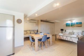 Mani's Aura Seaside-Enchanting Stone Gem - 4