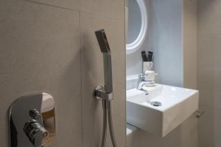 Hanim 2BR Loft Apartment - Garden & Indoor Parking - 2