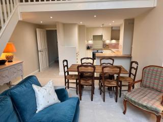 Unique garden flat in converted chapel - Hungerford - 5