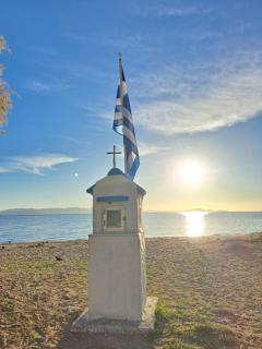 Sweet Green Home in Nea Makri - 4