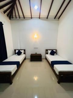 Yala Mangora Inn - 1