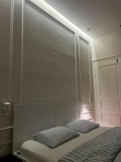 Momentum Concept Suite - 4