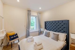 Spacious Gleneagles Apartment - 6