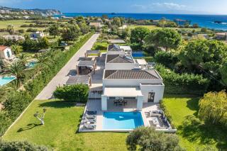 Villa La Ciel by Villa Plus - 1