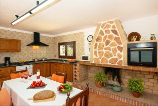 Naveta by Vintage Travel - 1