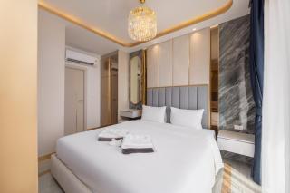 Bellevue Lagoon Apartment, Pool & Gym, Bang Tao Beach - 0