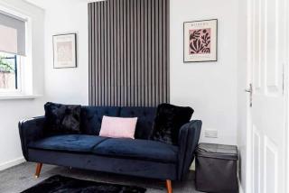 Bright Elms 1 Sleeps 7 Free Parking - 9