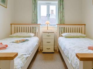 2 Bed in West Knoyle 52105 - 1