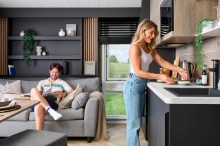 The Hideout Sleeps 4 at Thurston Manor Park - 8