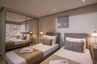 Petralis Residence - 5