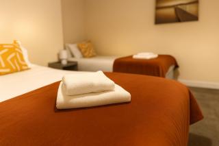 Bright 3BR Home 6 Guests ideal for Contractors - 2