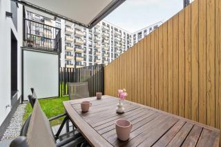 Stylish Apartment for 4 People with Underground Parking by Noclegi Renters - 6