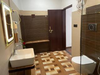 The Tiger Waterfront Resort - 7