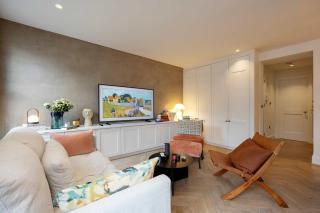 Veeve - A Joyful Abode - 9