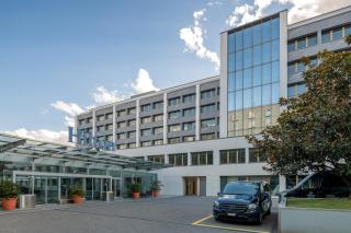 Hilton Geneva Hotel and Conference Centre - 6