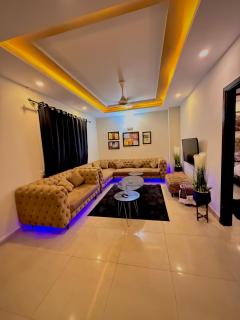 Family Friendly 3 BR Apartment - 2