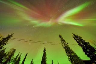 Riverfront Aurora Chalet - 5