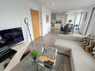 Disc Monthly Rate - Modern Flats in Hoxton with Private Balcony near Shoreditch, Old Street, Liverpool Street Station - 8