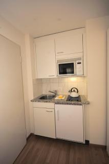 Very centrally located studio - Crown 15 - 7