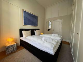 Modern Luxury 4BR Home near King's Garden - 9