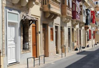 Refurbished Sliema Comfort Walk to Beach and Restaurants - Sliema - 9