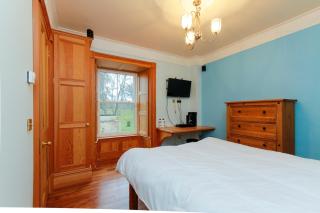 The Doune, Luxury Traditional Country House with hot tub - 5