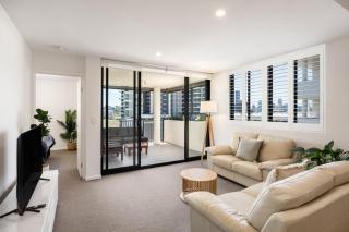 Lux1BR Near Stadium, Parking & Balcony - 6