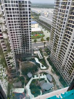 Fully Furnished 2 BEDROOM-2 BATHROOM Masteri Luxury Apartment - 9