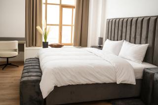 LIVELY Weiße Dame Gronau - 3