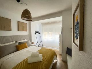 Apartamento Pelayo Playa y Centro - 0