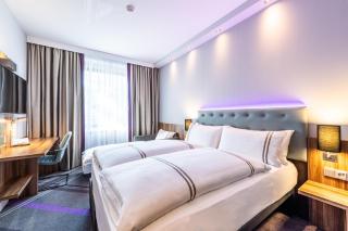 Premier Inn Essen City Limbecker Platz - 1