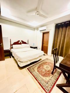 2Bedroom Apartment with lounge - 4