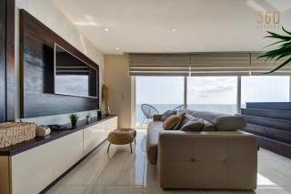 Mediterranean Luxury Stay with Sea Views & Jacuzzi by 360 Estates - 0