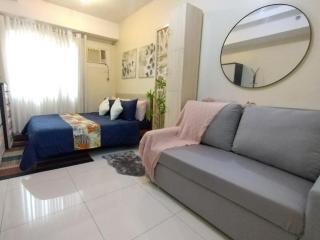 25mins from NAIA1 - 8