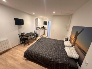 Refuge des voyageurs - studio neuf - Ancrage indépendant Rez de jardin - 7