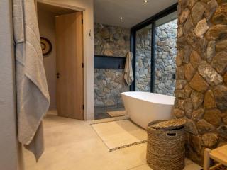 Izakithi River Villa - 5