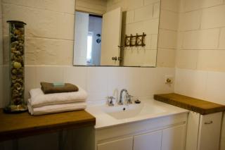 Kywong Beach Cottage - cosy beach escape - 6