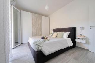 Luminoso Appartamento Centrale con Spazio Esterno - 1