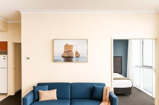 Level 27 Skyline Ocean Escape 2BR Apt - 1